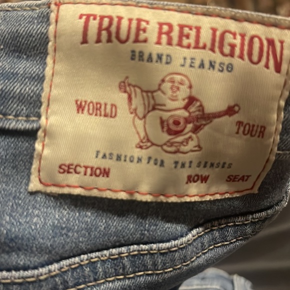 True Religion Women's Maisie High Rise Single Needle Raw Hem Short - Picture 3 of 6